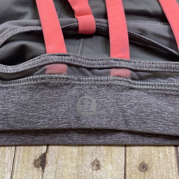 Lululemon Sports Bra - Picture 4 of 5